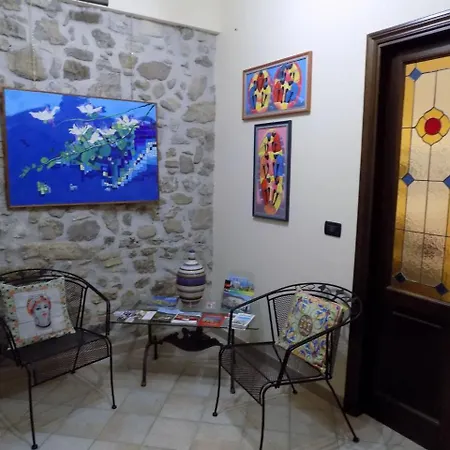 Archi Di San Giacomo 3*